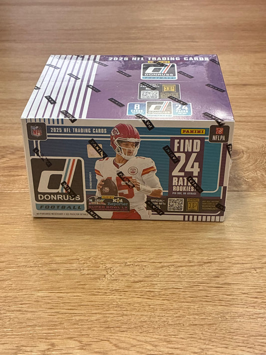 DONRUSS NFL SEALED CASE - 24 PK