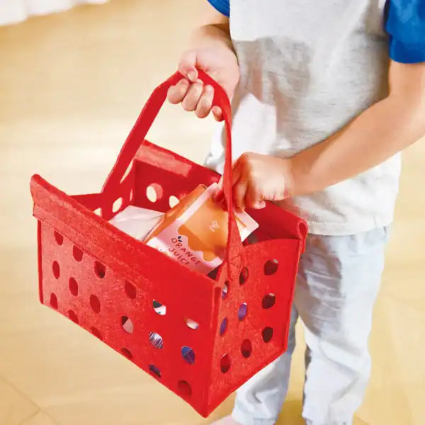 LITTLE SHOPPER'S CART AND